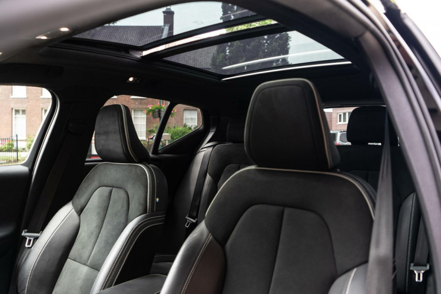Volvo XC40 2.0 T4 R-Design Pano / Camera / ACC