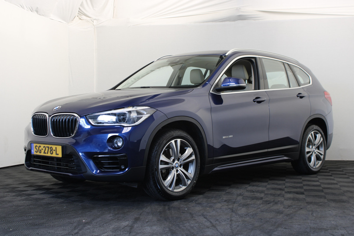 BMW X1 sDrive18i High Executive BMW X1 sDrive18i High Executive