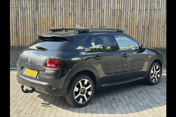 Citroën C4 Cactus 1.2 PureTech Shine 110pk Navigatiesysteem | Climate control | Cruise control | Multifunctioneel stuurwiel | Trekhaak | Isofix |