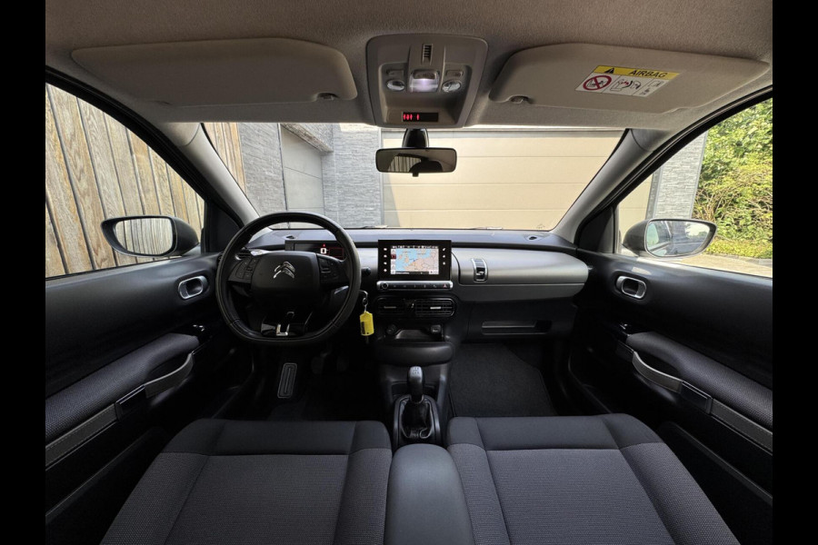 Citroën C4 Cactus 1.2 PureTech Shine 110pk Navigatiesysteem | Climate control | Cruise control | Multifunctioneel stuurwiel | Trekhaak | Isofix |