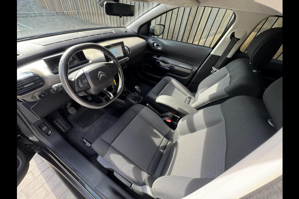 Citroën C4 Cactus 1.2 PureTech Shine 110pk Navigatiesysteem | Climate control | Cruise control | Multifunctioneel stuurwiel | Trekhaak | Isofix |