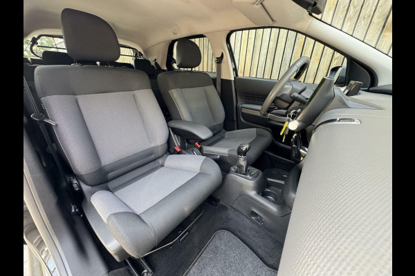 Citroën C4 Cactus 1.2 PureTech Shine 110pk Navigatiesysteem | Climate control | Cruise control | Multifunctioneel stuurwiel | Trekhaak | Isofix |
