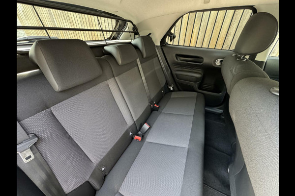 Citroën C4 Cactus 1.2 PureTech Shine 110pk Navigatiesysteem | Climate control | Cruise control | Multifunctioneel stuurwiel | Trekhaak | Isofix |