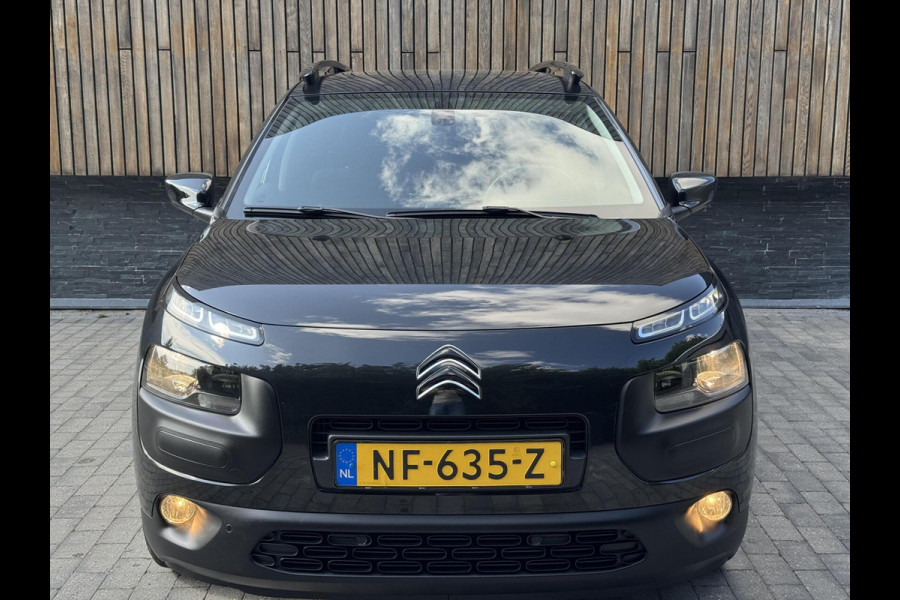 Citroën C4 Cactus 1.2 PureTech Shine 110pk Navigatiesysteem | Climate control | Cruise control | Multifunctioneel stuurwiel | Trekhaak | Isofix |