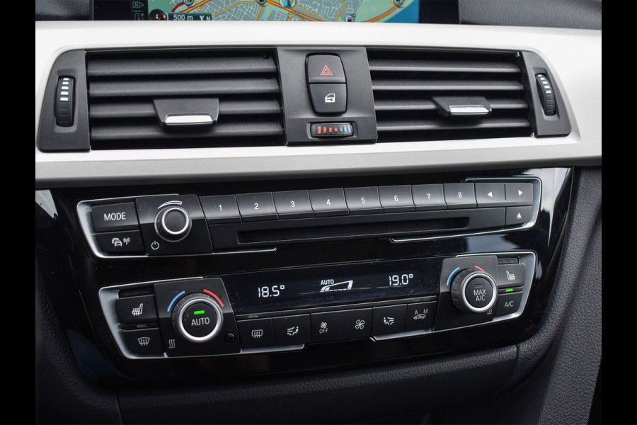 BMW 3-serie 320i CENTENNIAL HIGH EXECUTIVE | 184PK | LED | NL-AUTO | SCHUIF-/-DAK | 19INCH. | PROF. NAVI | STOELVERWARMING | PDC | LEDER
