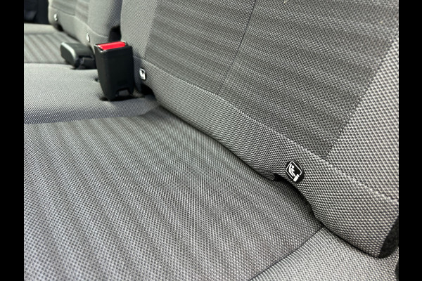 Toyota Aygo 1.0 VVT-i X-PLAY NAVI CAMERA ALLSEASON RIJKLAARPRIJS!