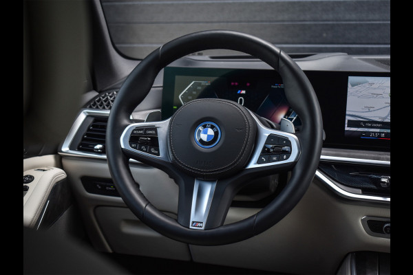 BMW X5 xDrive50e | M-SPORT | COMFORT ACCESS | SOFT-CLOSE | TREKHAAK | PANORAMADAK -SKY LOUNGE | MASSAGE STOELEN | ACOUSTIC GLASS | 4-ZO