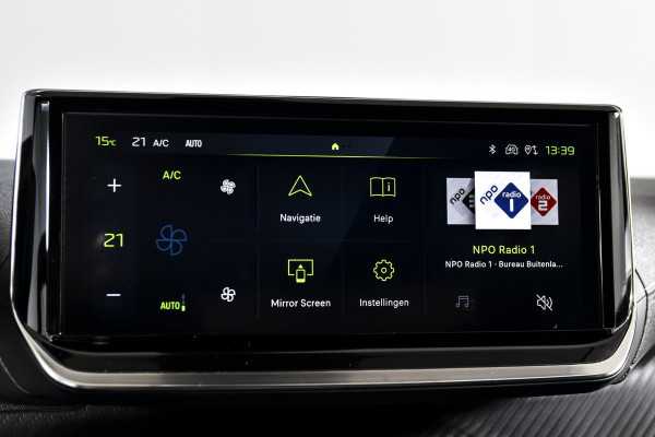 Peugeot 2008 1.2 PureTech 130 PK GT - Automaat | Dig. Cockpit | Adapt. Cruise | Elek. stoel | Stoelverw. | PDC | Camera | NAV + App. Connect | ECC | LM 17" | 6663