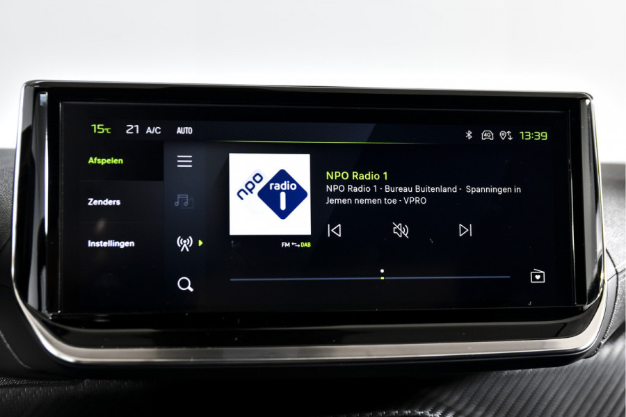 Peugeot 2008 1.2 PureTech 130 PK GT - Automaat | Dig. Cockpit | Adapt. Cruise | Elek. stoel | Stoelverw. | PDC | Camera | NAV + App. Connect | ECC | LM 17" | 6663