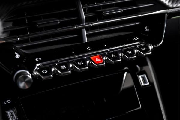 Peugeot 2008 1.2 PureTech 130 PK GT - Automaat | Dig. Cockpit | Adapt. Cruise | Elek. stoel | Stoelverw. | PDC | Camera | NAV + App. Connect | ECC | LM 17" | 6663
