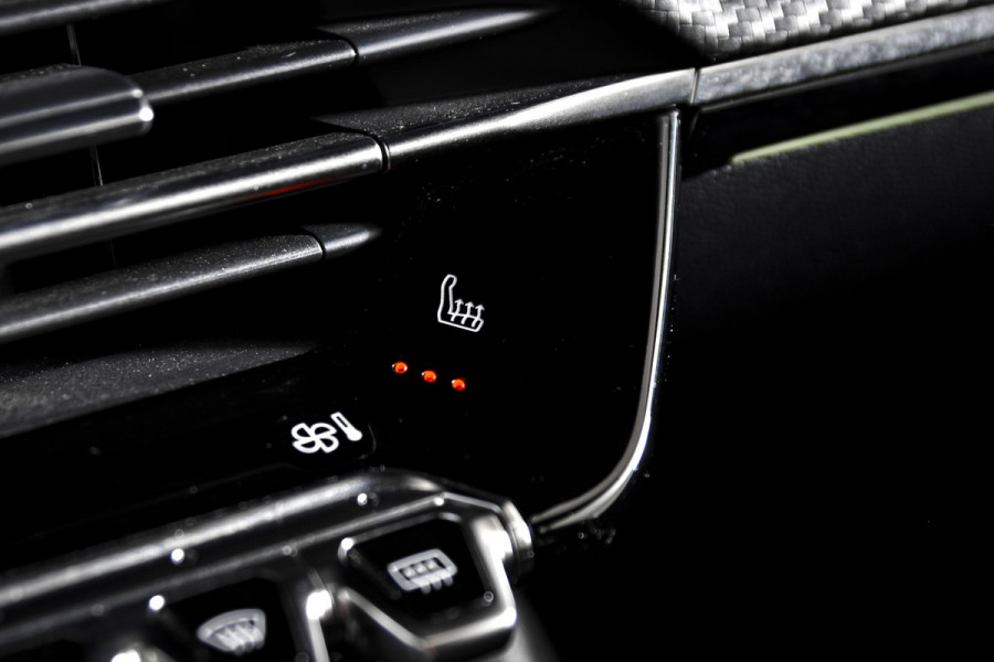 Peugeot 2008 1.2 PureTech 130 PK GT - Automaat | Dig. Cockpit | Adapt. Cruise | Elek. stoel | Stoelverw. | PDC | Camera | NAV + App. Connect | ECC | LM 17" | 6663