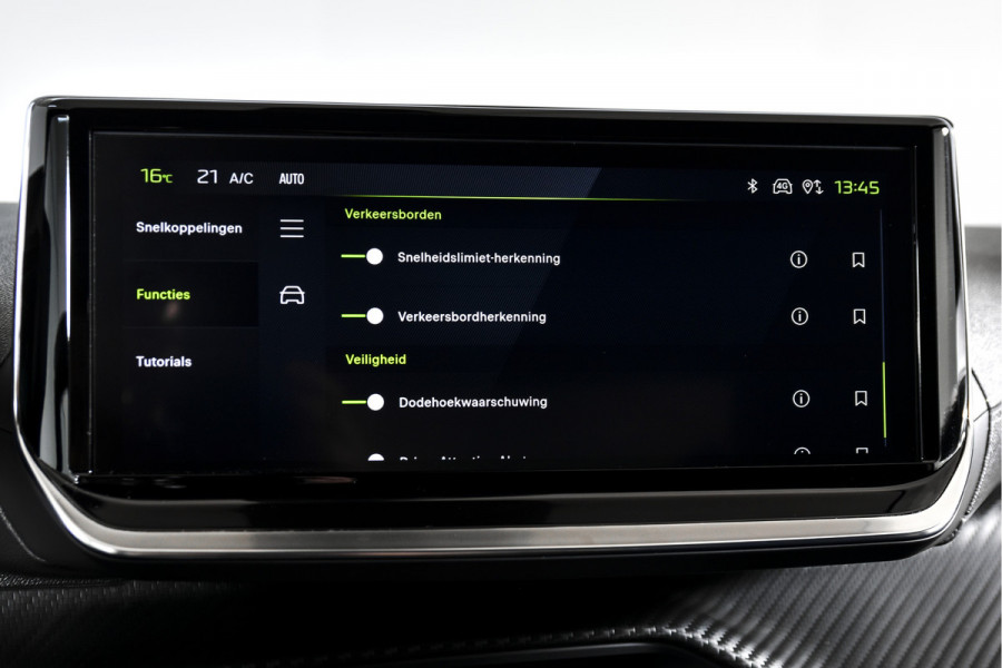 Peugeot 2008 1.2 PureTech 130 PK GT - Automaat | Dig. Cockpit | Adapt. Cruise | Elek. stoel | Stoelverw. | PDC | Camera | NAV + App. Connect | ECC | LM 17" | 6663