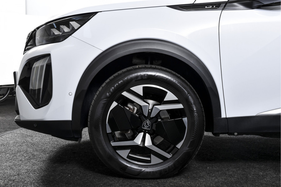 Peugeot 2008 1.2 PureTech 130 PK GT - Automaat | Dig. Cockpit | Adapt. Cruise | Elek. stoel | Stoelverw. | PDC | Camera | NAV + App. Connect | ECC | LM 17" | 6663