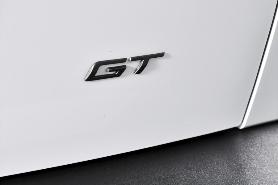 Peugeot 2008 1.2 PureTech 130 PK GT - Automaat | Dig. Cockpit | Adapt. Cruise | Elek. stoel | Stoelverw. | PDC | Camera | NAV + App. Connect | ECC | LM 17" | 6663