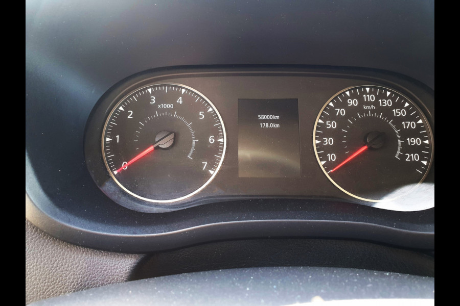 Renault Master T35 2.3 dCi Lowliner - 145 Pk - Euro 6 - Navi - Parkeercamera - Bakwagen - Plancher - Verkoopwagen