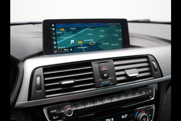 BMW 4 Serie Gran Coupé 420i M-Sport | Sportstoelen | Camera | Apple Carplay | Navi Prof | 19" | Elektrisch bedienbare achterklep |