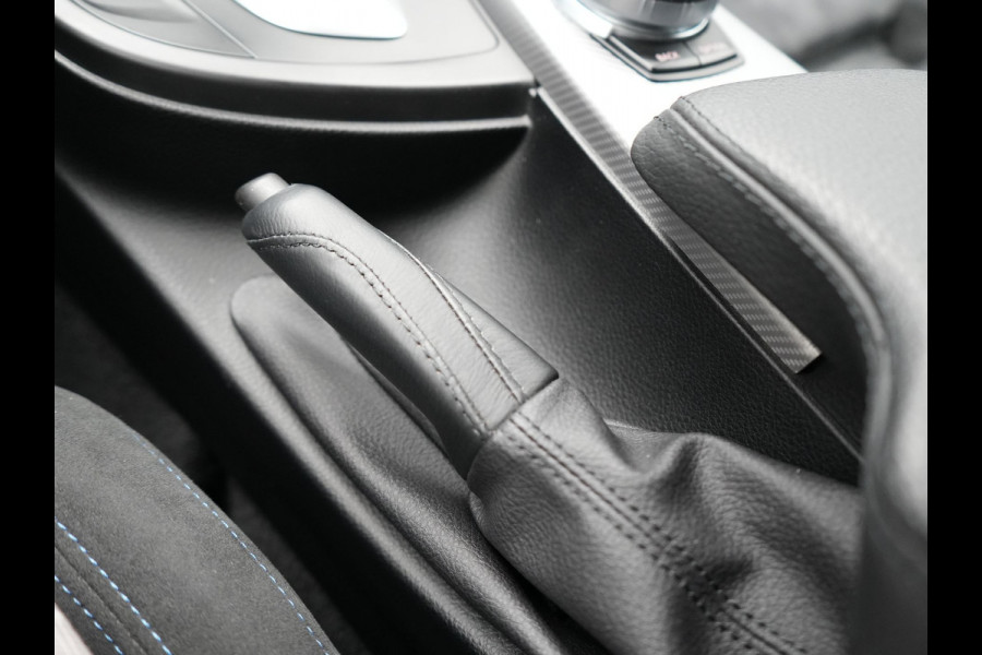BMW 4 Serie Gran Coupé 420i M-Sport | Sportstoelen | Camera | Apple Carplay | Navi Prof | 19" | Elektrisch bedienbare achterklep |