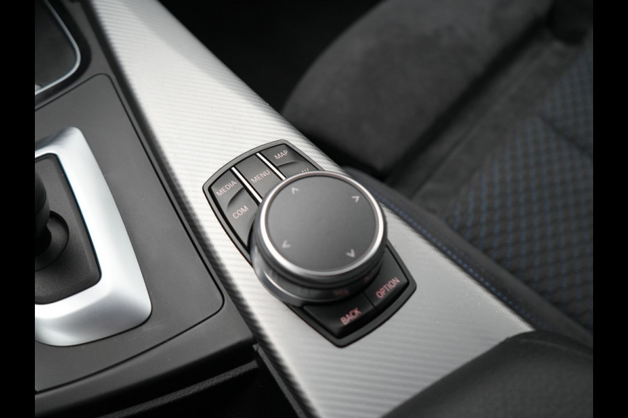 BMW 4 Serie Gran Coupé 420i M-Sport | Sportstoelen | Camera | Apple Carplay | Navi Prof | 19" | Elektrisch bedienbare achterklep |