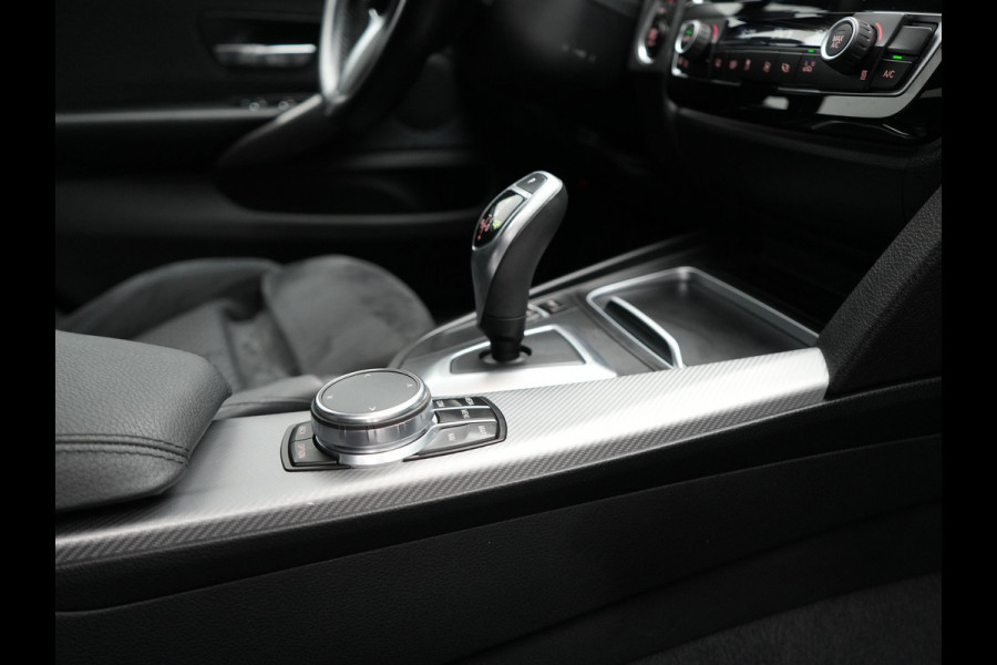 BMW 4 Serie Gran Coupé 420i M-Sport | Sportstoelen | Camera | Apple Carplay | Navi Prof | 19" | Elektrisch bedienbare achterklep |