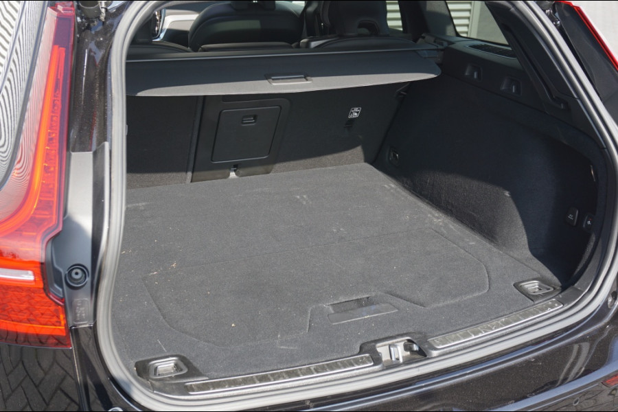 Volvo V60 T6 PHEV Plus Dark ORG.NL! | BTW AUTO | 20" LM VELGEN