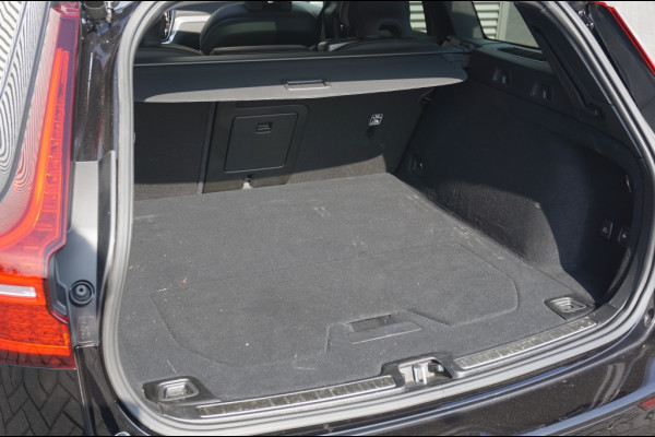 Volvo V60 T6 PHEV Plus Dark ORG.NL! | BTW AUTO | 20" LM VELGEN