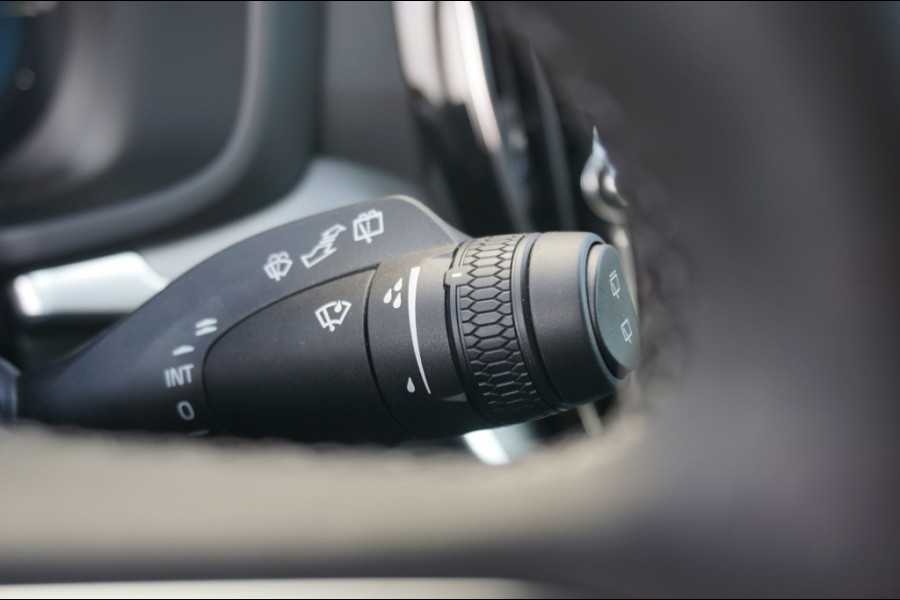 Volvo V60 T6 PHEV Plus Dark ORG.NL! | BTW AUTO | 20" LM VELGEN