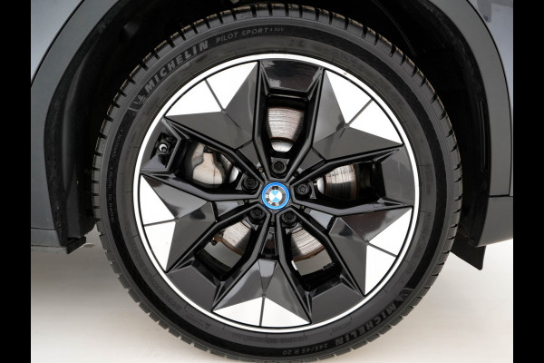 BMW iX3 High Executive 80 kWh [ 3-Fase ] (INCL-BTW) *PANO | LUXURY-LEATHER | FULL-LED | DAB | CARPLAY | ADAPTIVE-CRUISE | DIGI-COCKPIT | BLINDSPOT | HARMAN/KARDON-SOUNDSYTEM | HEAD-UP | KEYLESS | TOP-VIEW | SPORT-SEATS | TOWBAR  | .