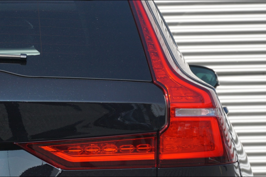 Volvo V60 T6 PHEV Plus Dark ORG.NL! | BTW AUTO | 20" LM VELGEN