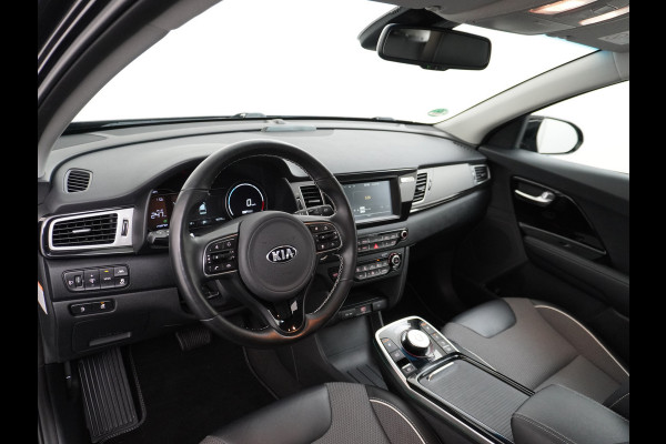 Kia e-Niro 64kWh AUT 204pk Navi Auto-Pilot Adaptive-Cruise+stop&go Apple Carplay Android Auto Pdc Led Ecc Keyless 1/2 Leder DynamicLine AEB Braking Lmv 17" Lane Assist Dwarsverkeerwaarsching 100% Dealeronderhouden Origineel Nederlandse auto