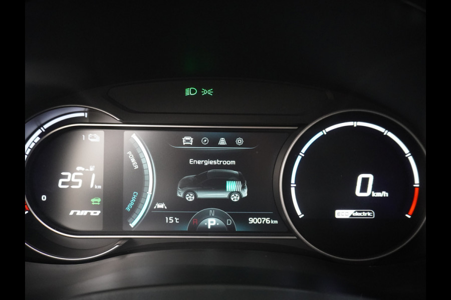 Kia e-Niro 64kWh AUT 204pk Navi Auto-Pilot Adaptive-Cruise+stop&go Apple Carplay Android Auto Pdc Led Ecc Keyless 1/2 Leder DynamicLine AEB Braking Lmv 17" Lane Assist Dwarsverkeerwaarsching 100% Dealeronderhouden Origineel Nederlandse auto