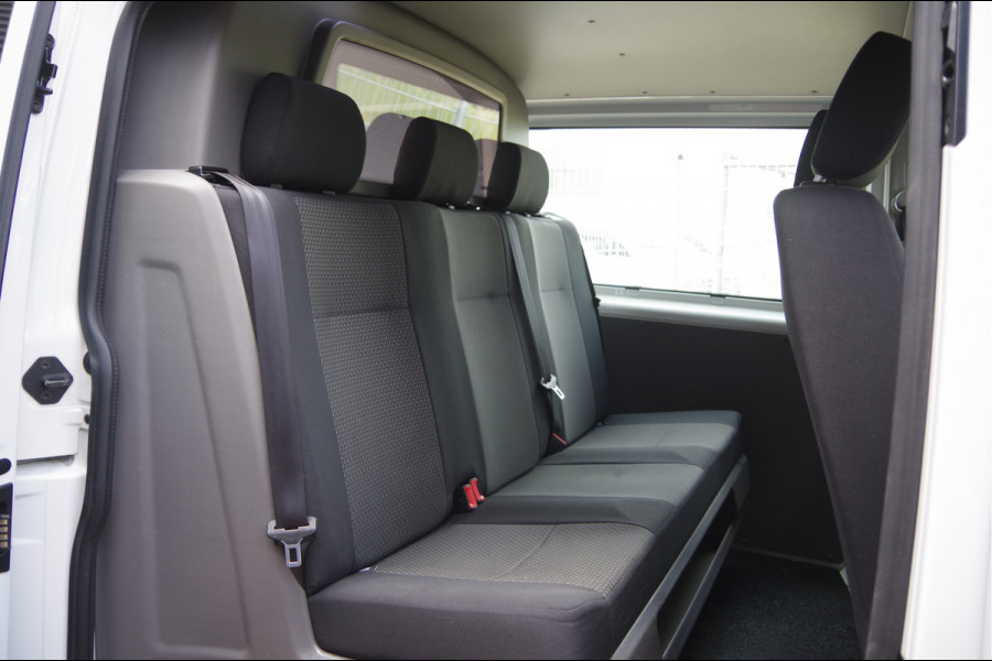 Volkswagen Transporter 2.0 TDI L2 30 DC-5P, 150PK AUT. TREKHAAK, CAMERA, NAVI, CRUISE, AIRCO, VOORRUIT VERWARMING, DUBBELE CABINE