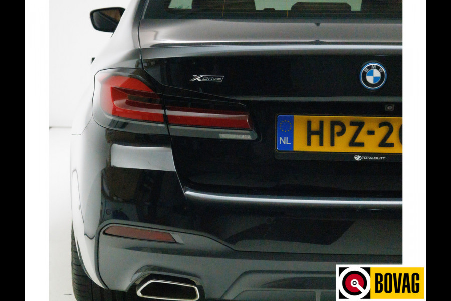 BMW 5 Serie 545e xDrive High Executive M-sport 394 PK | Pano | Trekhaak elec. | Volledig leder 360 Camera, Stoel- en stuurverwarming