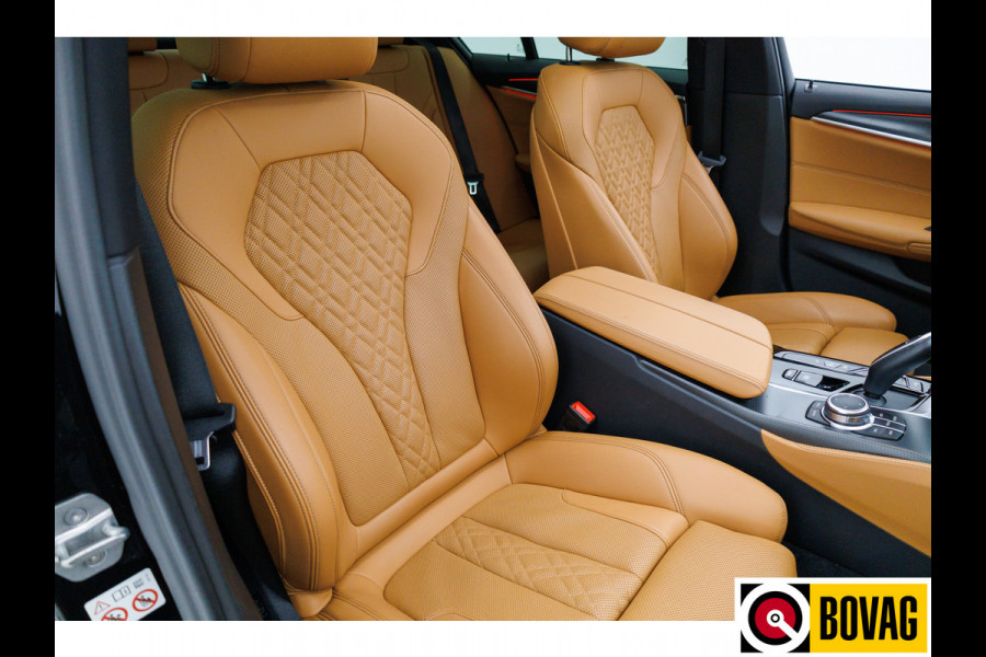 BMW 5 Serie 545e xDrive High Executive M-sport 394 PK | Pano | Trekhaak elec. | Volledig leder 360 Camera, Stoel- en stuurverwarming