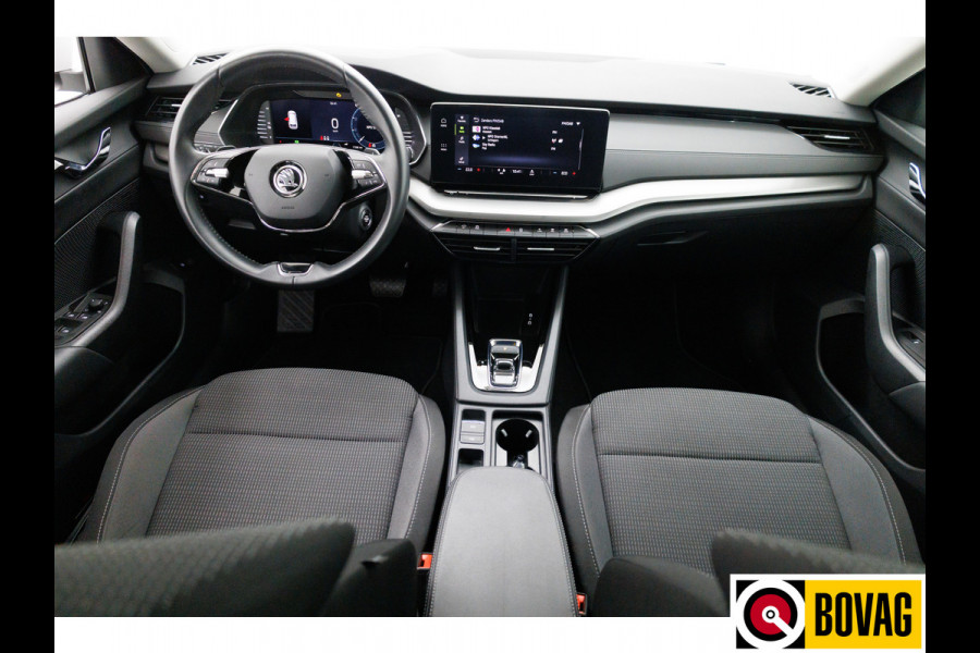Škoda Octavia Combi 1.4 TSI iV PHEV Business Edition 204 PK | PDC achter | Cruise | Spraakbediening Lane assist, front assist