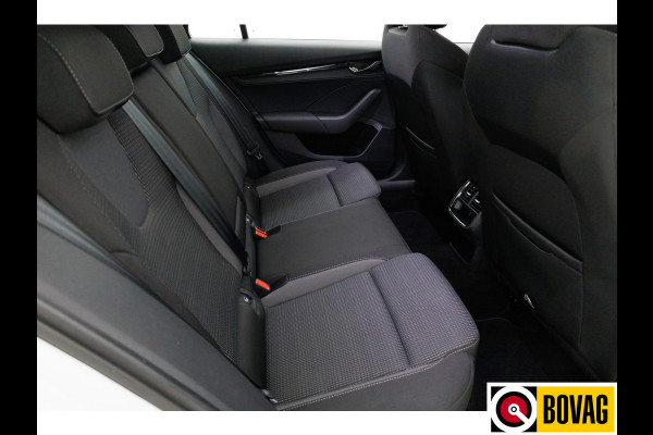 Škoda Octavia Combi 1.4 TSI iV PHEV Business Edition 204 PK | PDC achter | Cruise | Spraakbediening Lane assist, front assist