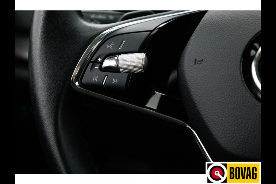 Škoda Octavia Combi 1.4 TSI iV PHEV Business Edition 204 PK | PDC achter | Cruise | Spraakbediening Lane assist, front assist