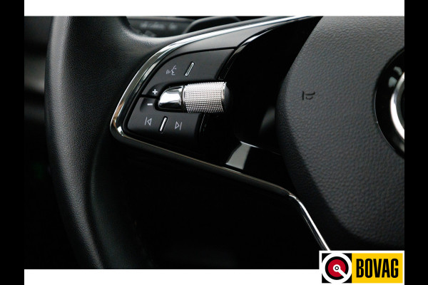 Škoda Octavia Combi 1.4 TSI iV PHEV Business Edition 204 PK | PDC achter | Cruise | Spraakbediening Lane assist, front assist
