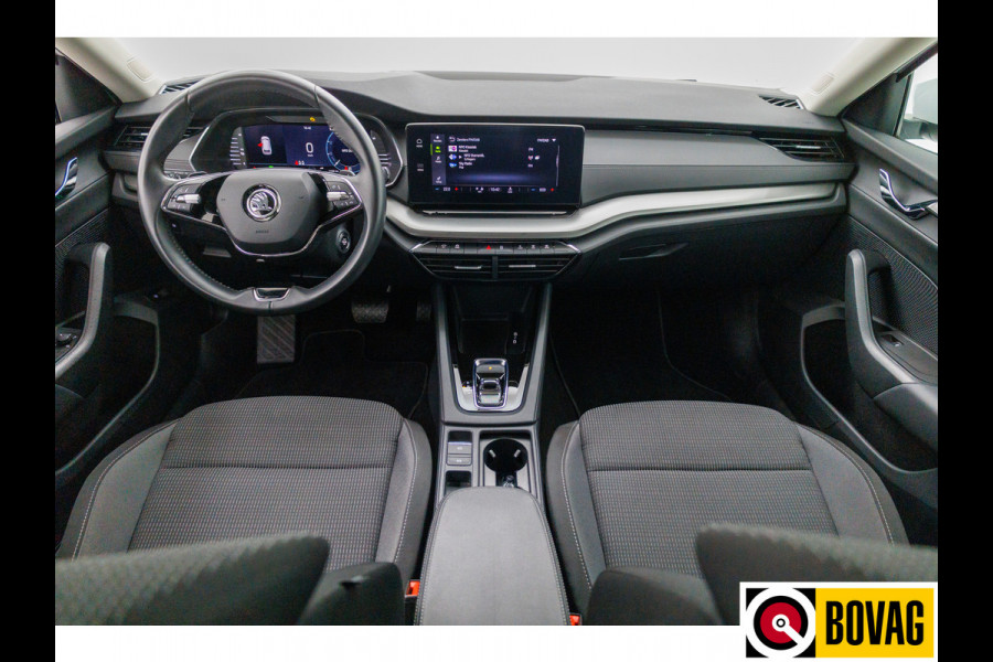 Škoda Octavia Combi 1.4 TSI iV PHEV Business Edition 204 PK | PDC achter | Cruise | Spraakbediening Lane assist, front assist