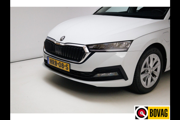 Škoda Octavia Combi 1.4 TSI iV PHEV Business Edition 204 PK | PDC achter | Cruise | Spraakbediening Lane assist, front assist