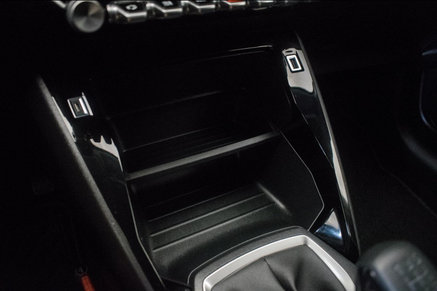 Peugeot 208 1.2 PureTech Active ORG NL [ Carplay Full LED DAB+ Navigatie Cruise Control ]