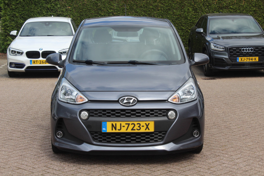 Hyundai i10 1.0i Go! 2017 / Navigatie / Apple CarPlay / Bluetooth / Lichtmetalen Velgen / Cruise control / Climate Control