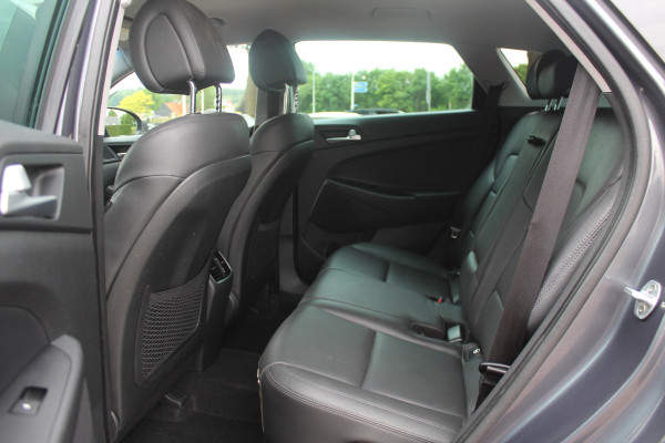 Hyundai Tucson 1.6 GDi Comfort / Camera / Leder / Navigatie / 17'' / Stoelverwarming 4x / DAB / Cruise Control