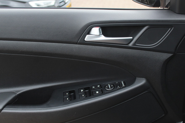 Hyundai Tucson 1.6 GDi Comfort / Camera / Leder / Navigatie / 17'' / Stoelverwarming 4x / DAB / Cruise Control
