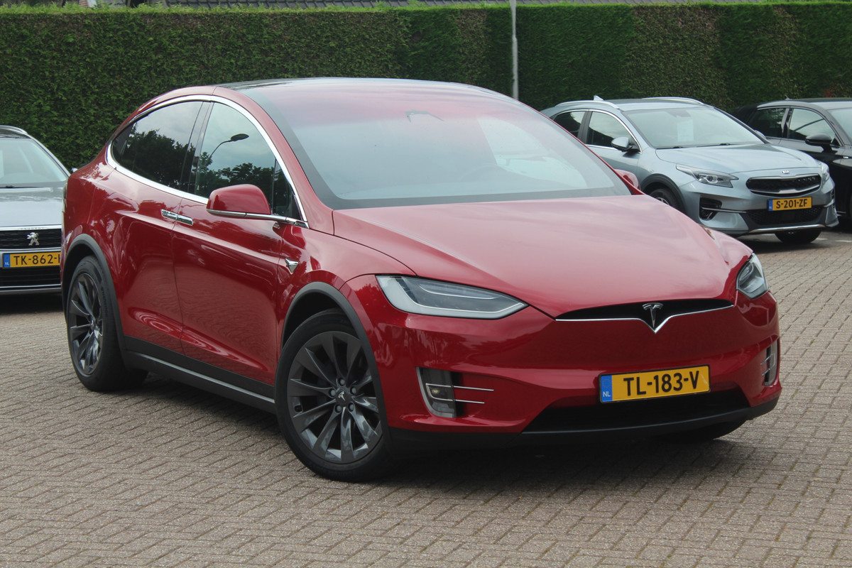 Tesla Model X 100D 7p. / Autopilot / Trekhaak / Panoramadak / 22'' / Luxe Leder / Luchtvering Tesla Model X 100D 7p. / Autopilot / Trekhaak / Panoramadak / 22'' / Luxe Leder / Luchtvering