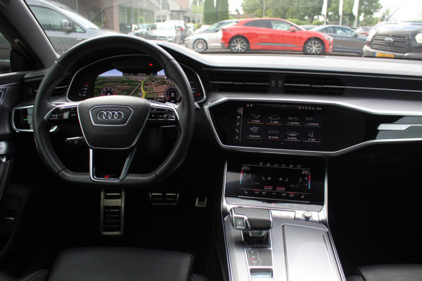 Audi A6 Avant 55 TFSI quattro Design Pro Line Plus / Trekhaak / Camera / Head-up / Achterasbesturing / Luchtvering / Softclose / B&O / Leder / Interieurvoorverwarming / Dodehoek / DAB / ACC / Stoelverwarming 4x