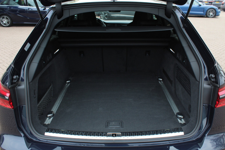 Audi A6 Avant 55 TFSI quattro Design Pro Line Plus / Trekhaak / Camera / Head-up / Achterasbesturing / Luchtvering / Softclose / B&O / Leder / Interieurvoorverwarming / Dodehoek / DAB / ACC / Stoelverwarming 4x