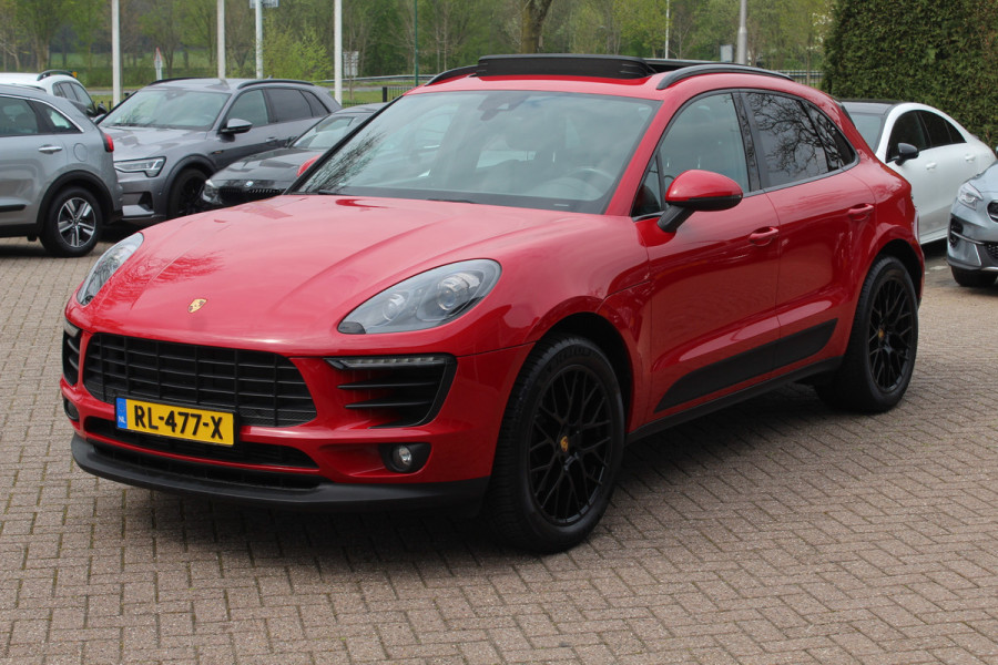 Porsche Macan 2.0 / Panoramadak / Luchtvering / NL Auto / 79.843 km / Dealer onderhouden.