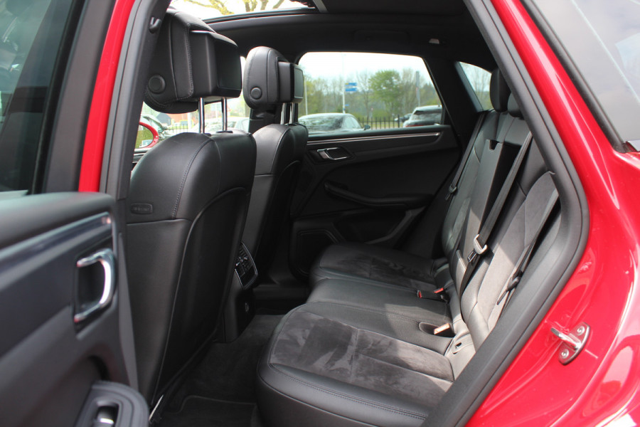 Porsche Macan 2.0 / Panoramadak / Luchtvering / NL Auto / 79.843 km / Dealer onderhouden.