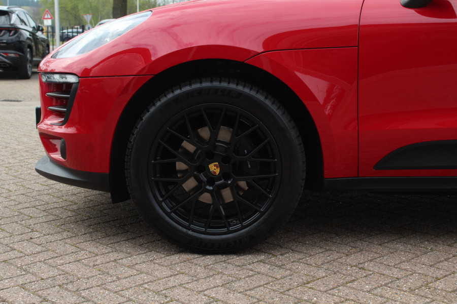 Porsche Macan 2.0 / Panoramadak / Luchtvering / NL Auto / 79.843 km / Dealer onderhouden.