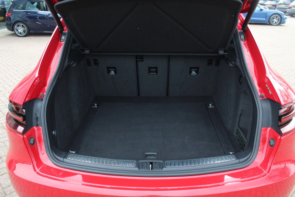 Porsche Macan 2.0 / Panoramadak / Luchtvering / NL Auto / 79.843 km / Dealer onderhouden.